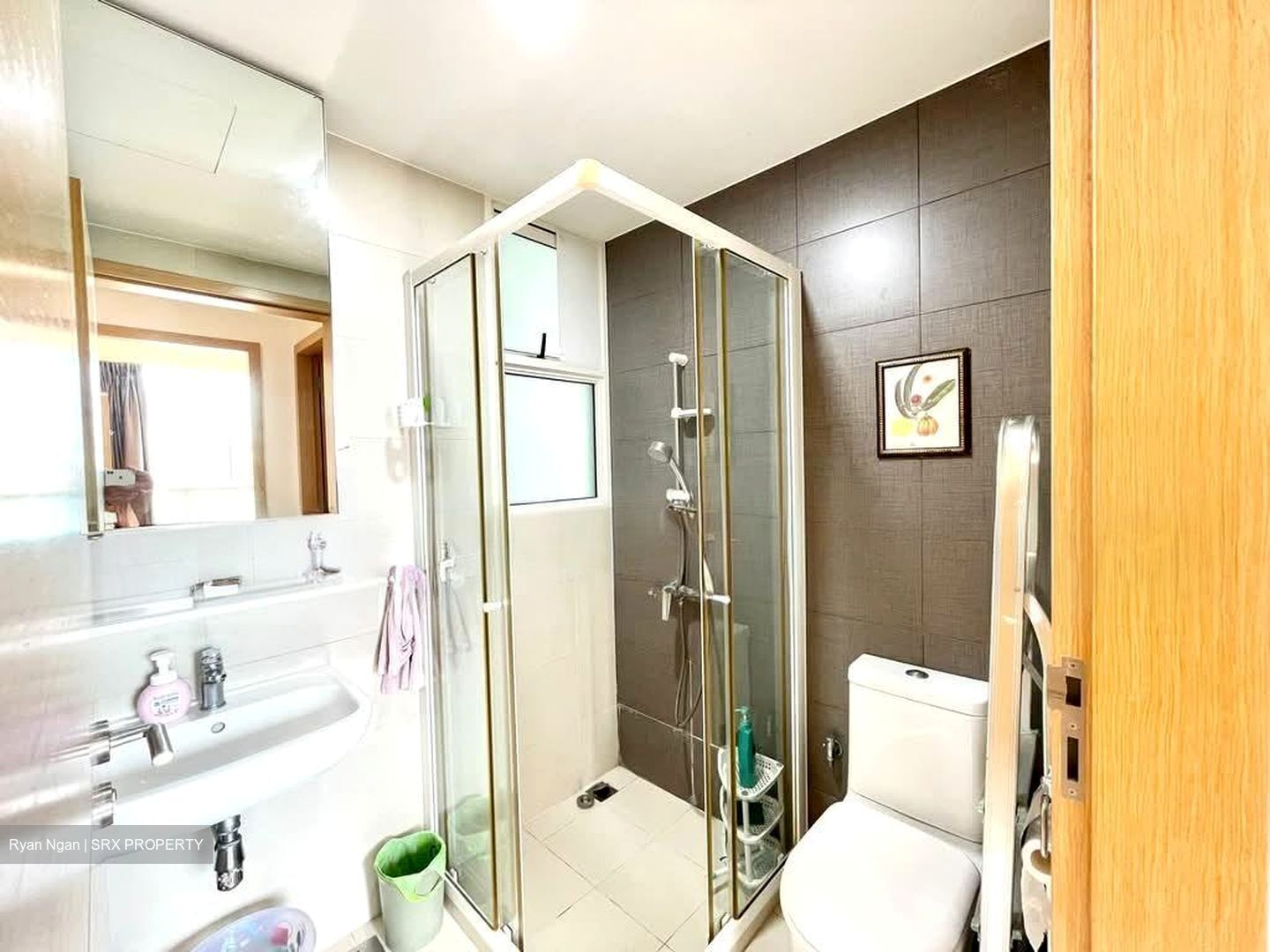 Vacanza @ East (D14), Condominium #534640591